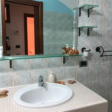 Centro Cir N-0072 Nus